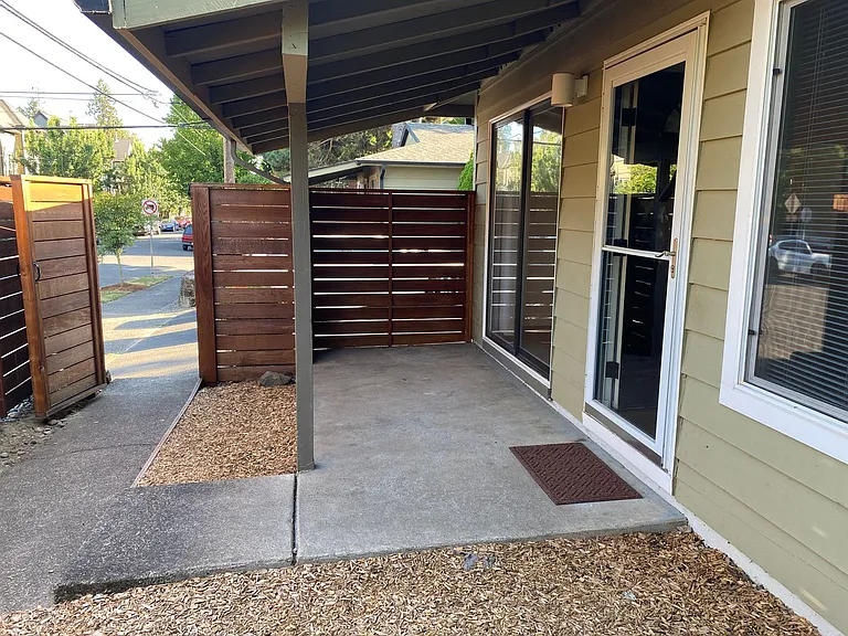 Sellwood Cool, Clean and Crisp — Photo 2