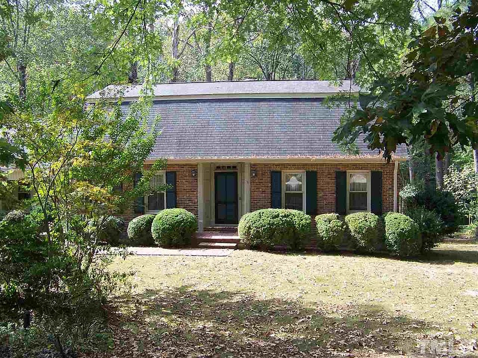 1st image of 202 Tranquil Cir