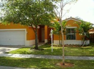 15912 SW 64th Ter, Miami, FL 33193