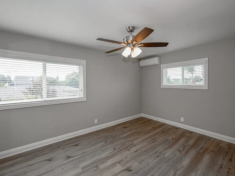917 W Colorado Blvd #C — Photo 9