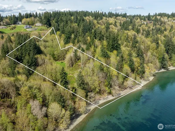 8755 Landing Lane SE, Port Orchard, WA 98367