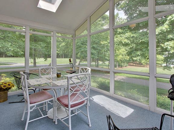 4th image of 30 Island Green Dr #06