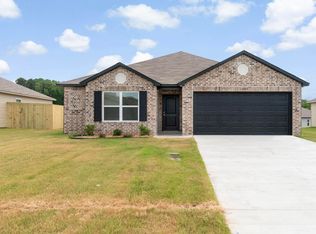 11086 River Valley Dr, Hensley, AR 72065