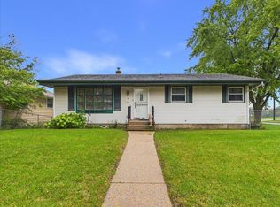 4115 Yale Dr, Rockford, IL 61109