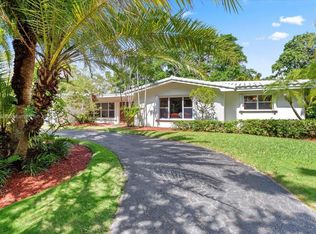 11890 SW 72nd Pl, Pinecrest, FL 33156