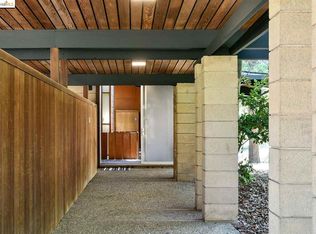 13015 Skyline Blvd, Oakland, CA 94619