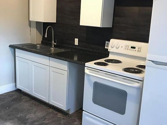 4th image of 117 W Chapel Ave