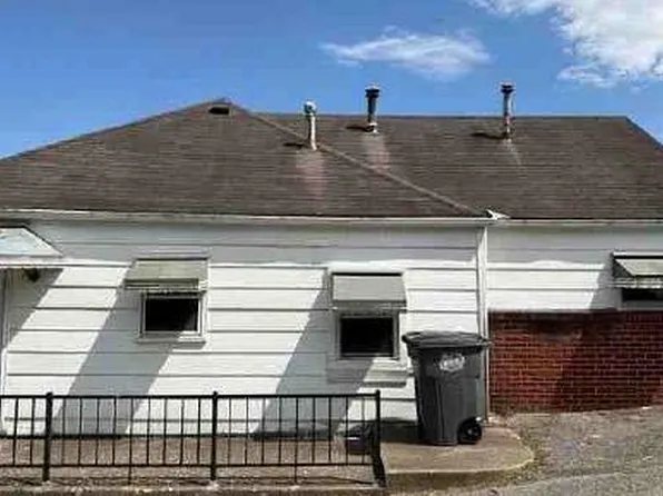 214 Thomas St, Clarksburg, WV 26301
