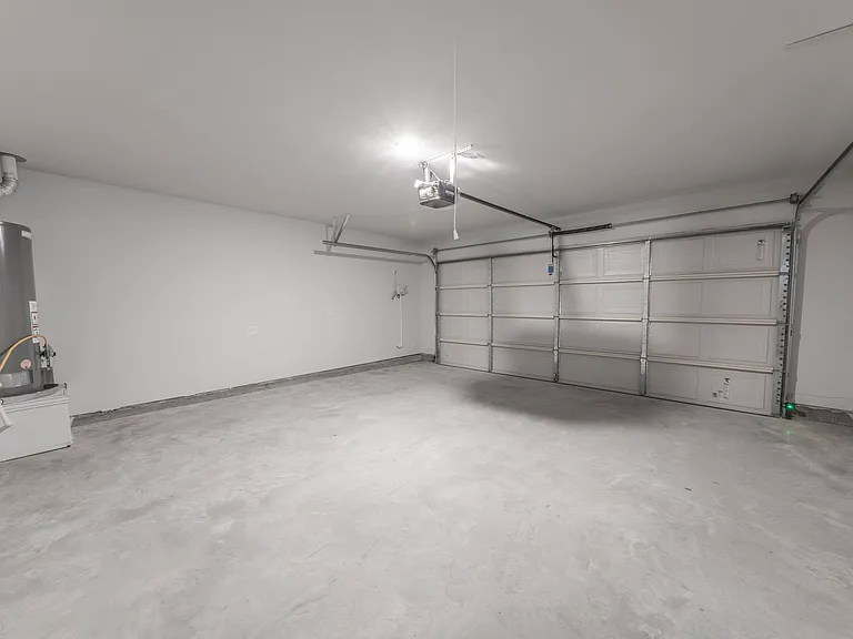 540 Brook View Dr — Photo 11