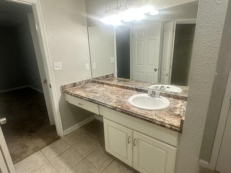 1112 Colony Place Dr — Photo 22