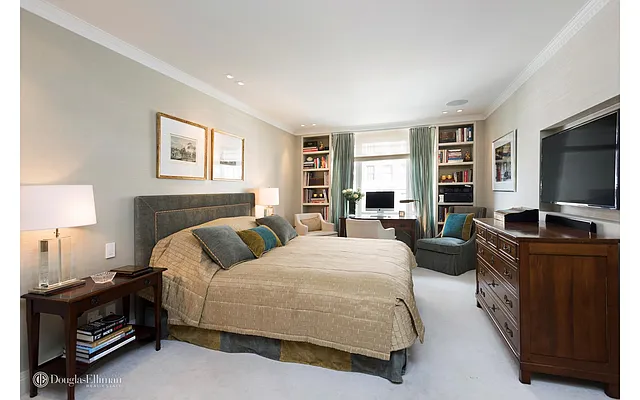 Sold by Douglas Elliman | media 20