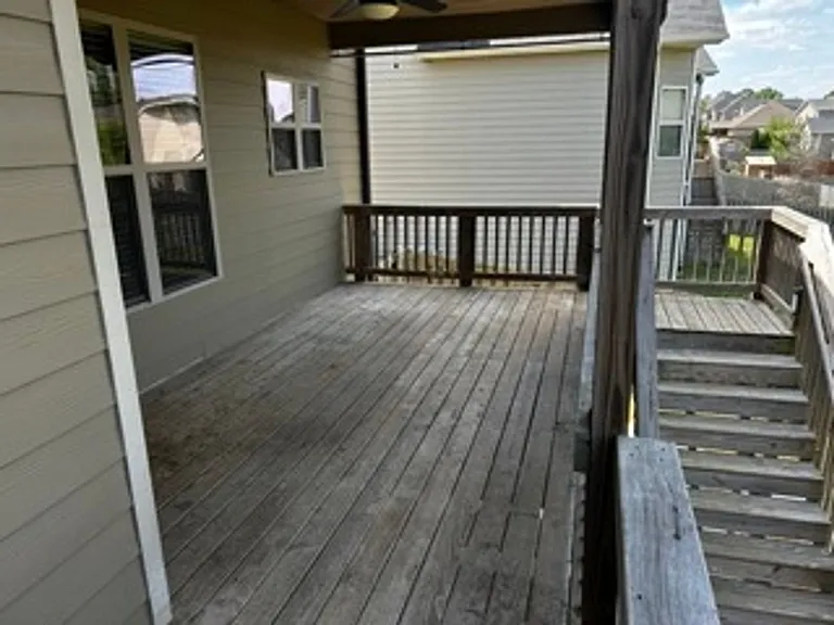 623 Meadow Grass Ln — Photo 29