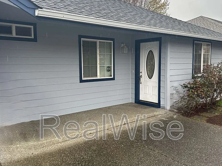 1679 George Tweed Blvd — Photo 1