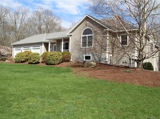 115 Pine St, Columbia, CT 06237