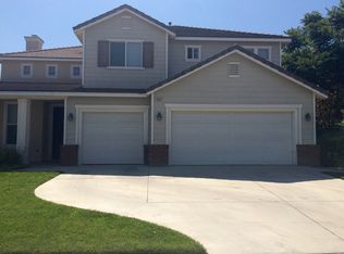 7847 Hazelnut Dr, Corona, CA 92880