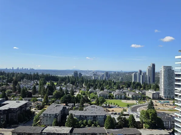 567 Emerson St #2410, Coquitlam, BC V3J 0G3