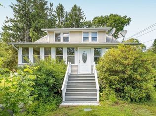 63 Chester Rd, Blandford, MA 01008