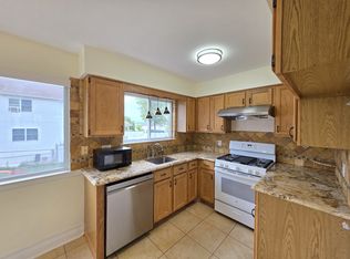 21 Gil Ct, Staten Island, NY 10312