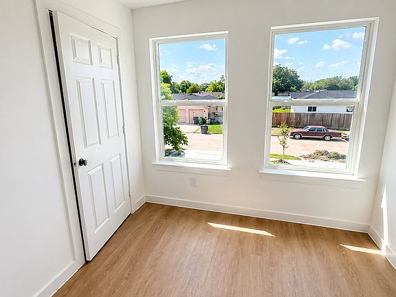 4th image of 3627 Kilkenny Dr Unit A
