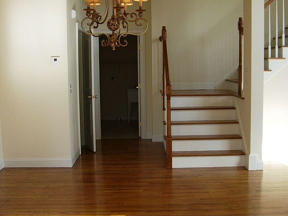 4th image of 9 Great Heron Ln