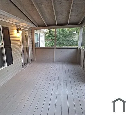 906 Oak St — Photo 11