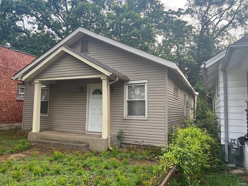 1st image of 6509 Leschen Ave