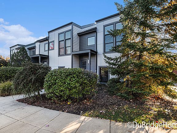 2nd image of 2114 New Town Dr NE