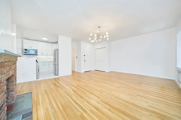 Rented by Living New York | media 12