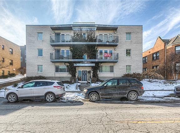 2nd image of 4516 Broadway Ave Unit 2-C