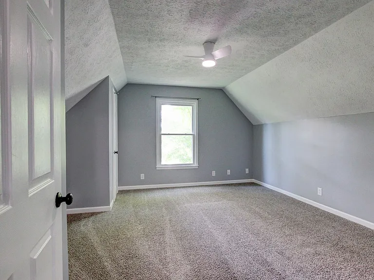 180 Kings Deer Dr — Photo 36