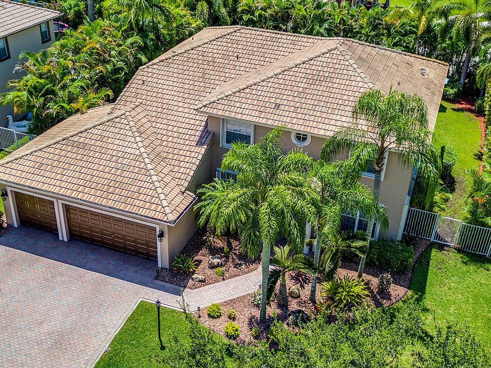 1st image of 16232 Segovia Cir N