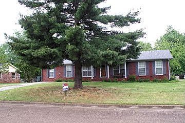 2nd image of 3227 Lewisburg Dr NW