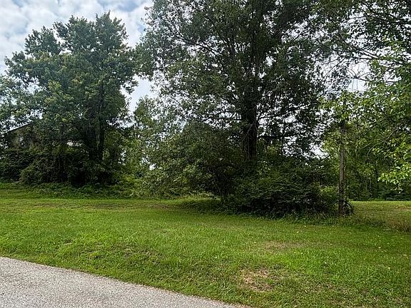 3rd image of 5808 Race Rd