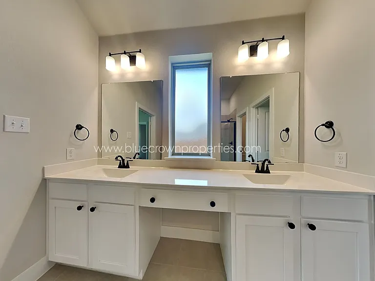 606 Taylor Dr — Photo 9