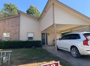 1204 N Willow Dr #B, Claremore, OK 74017