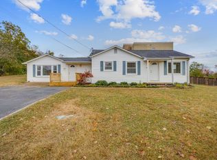 2614 Mimosa Ln, Johnson City, TN 37604