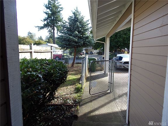 2nd image of 10436 12th Avenue Ct S