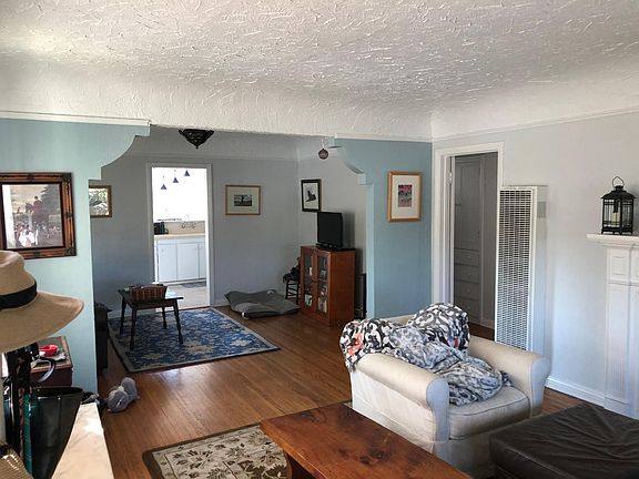 Living Room 1 of 2