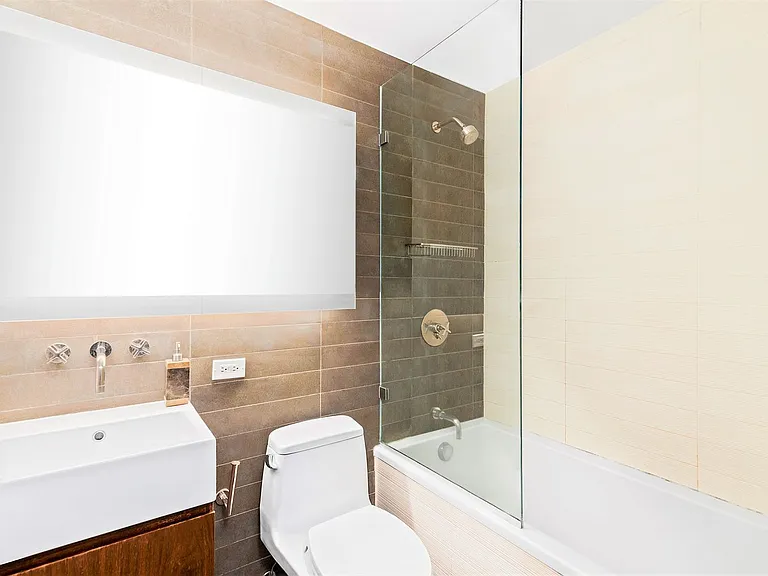 515 E 72nd St #29J — Photo 6