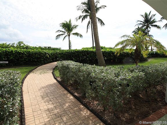 3rd image of 16711 Collins Avenue Bc #10