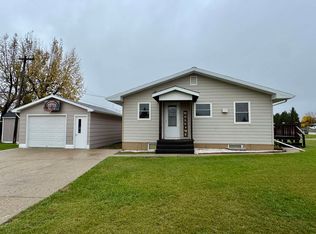 603 6th Ave SE, Stanley, ND 58784
