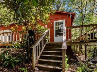 39 Garren Ln, Fairview, NC 28730