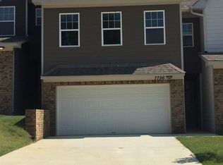 7796 Rock Rose Ln, Fairburn, GA 30213