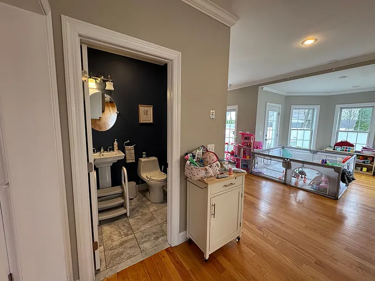43 Canterbury Rd — Photo 10