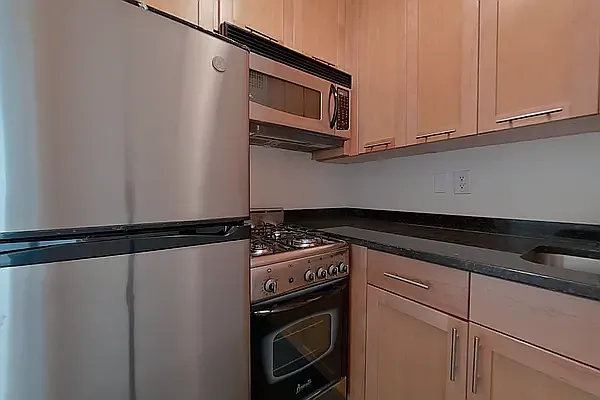 Rented by Platinum Properties | media 12