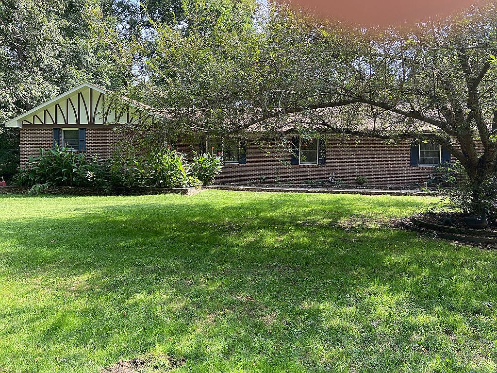 123 Anthony Dr, East Flat Rock, NC 28726 Zillow