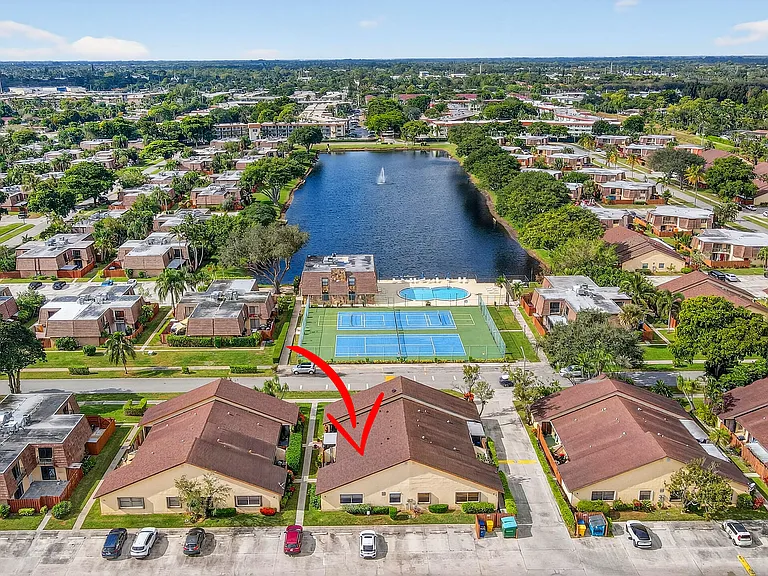 484 Springdale Cir #48D — Photo 51