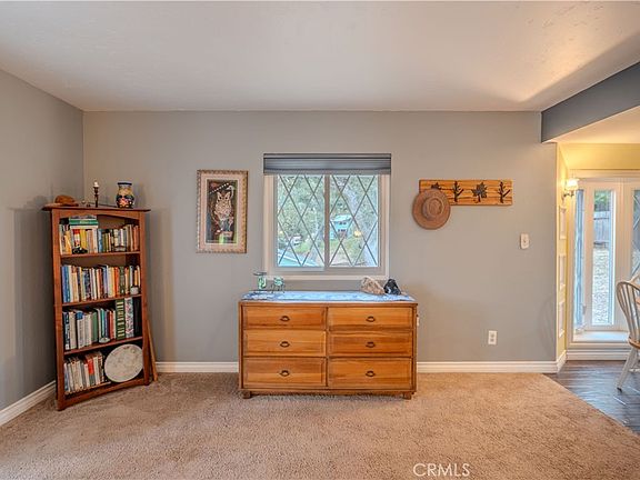 4th image of 7760 Valle Ave