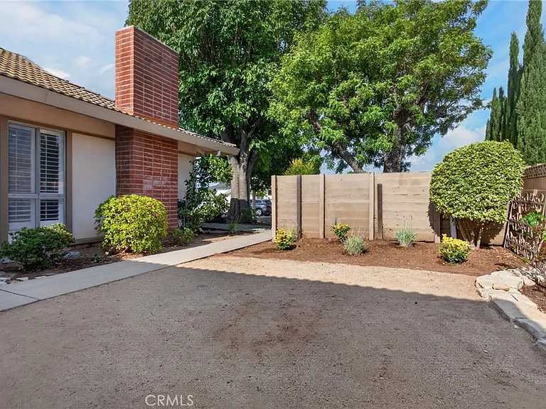 9624 Swinton Ave — Photo 33