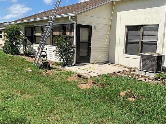2nd image of 6051 Crane Dr